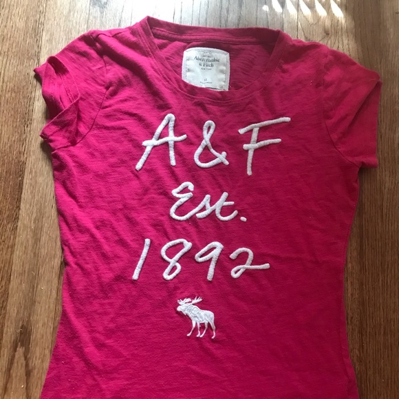 Abercrombie xs T-shirt - Picture 1 of 3